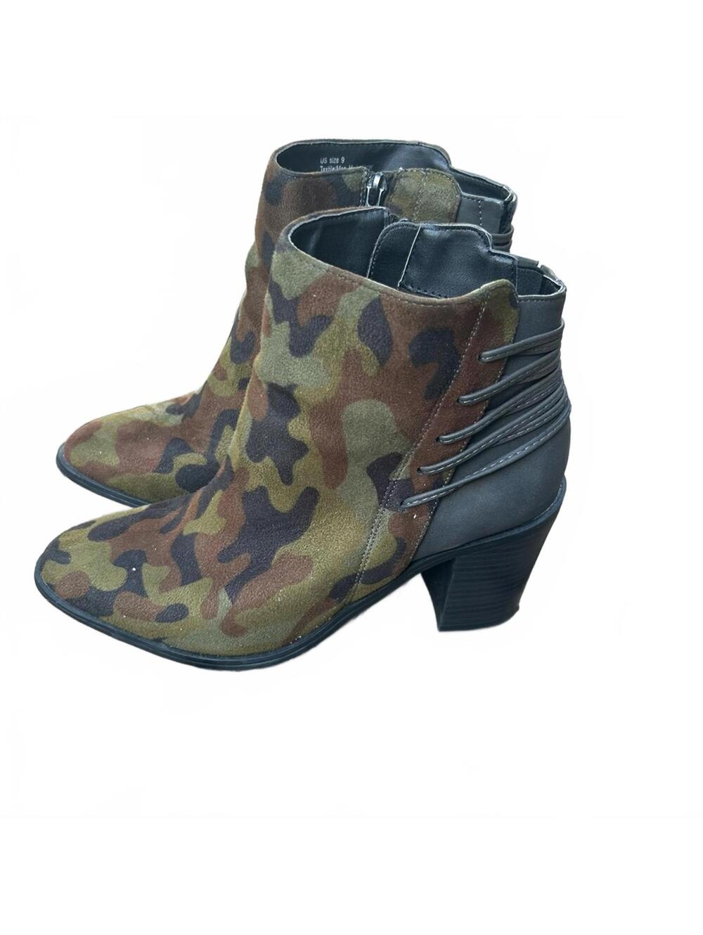Very Volatile Women's Lacey Camo Heeled Ankle Bootie | Vegan | Size 9